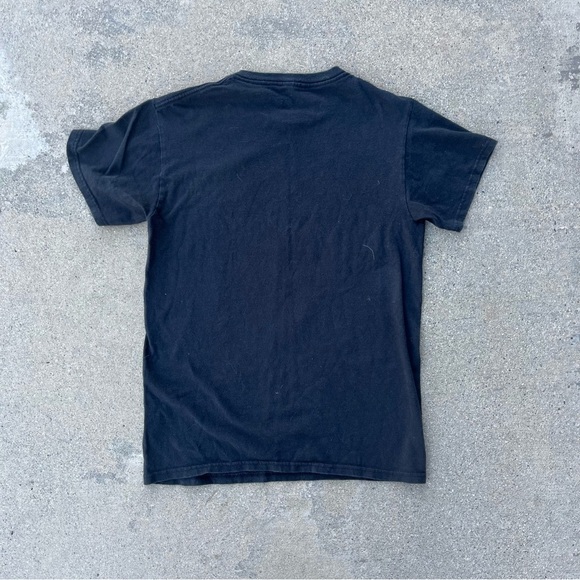 Yellowstone Black T-Shirt with Gold Print - Picture 2 of 3